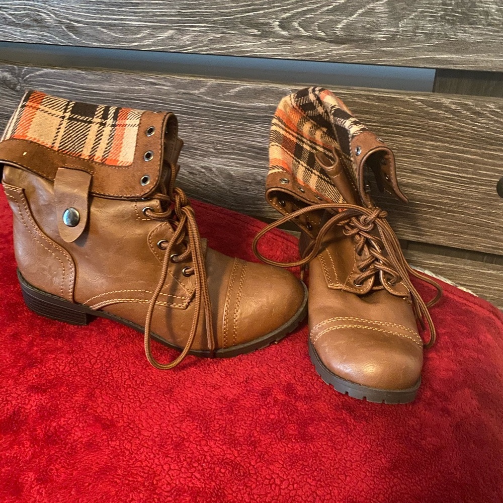 Brown combat boots